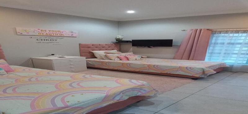 3 Bedroom Property for Sale in Admirals Park Western Cape
